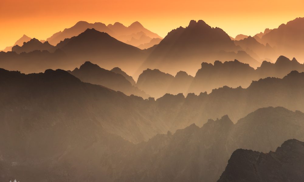 2048px-_MG_0851-Poprawione-Szum