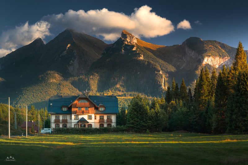 2048px-_MG_7351-Pano